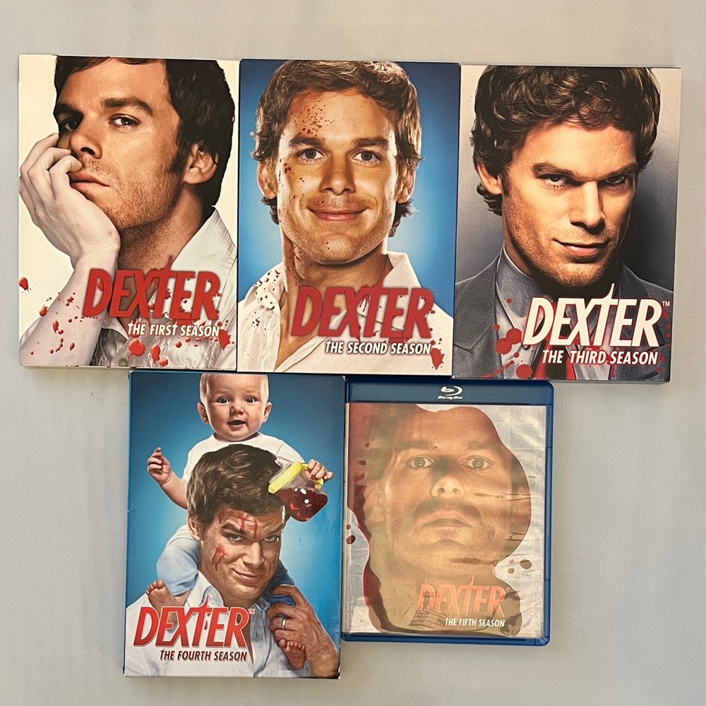 BUNDLE of 5: Dexter TV Series 5 seasons on DVD and Blu-ray Collection